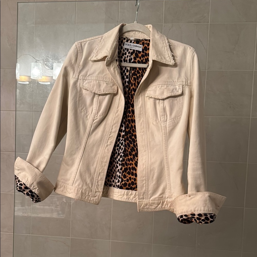 Dolce & Gabbana Cream Women's Jacket with Leopard Print Lining